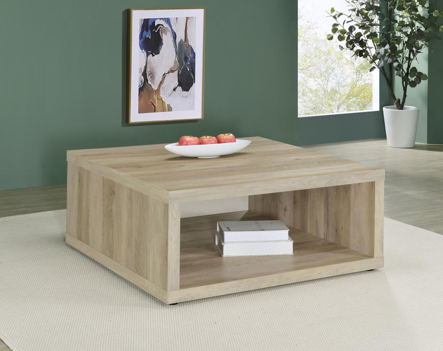 Table basse carrée en bois de pin vieilli Frisco 
