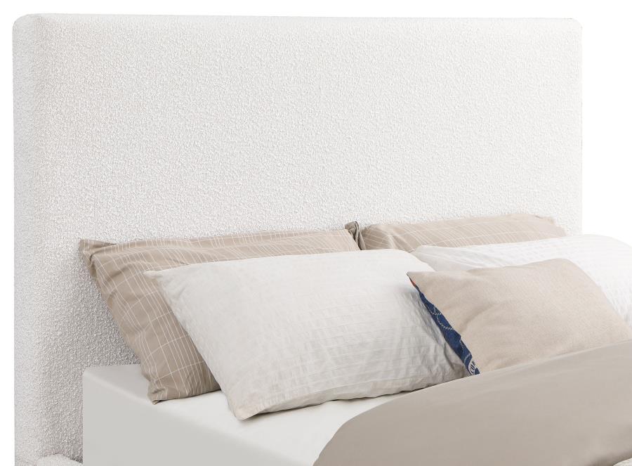 302053Q Lit plateforme Queen rembourré Knox Crème