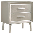 Ensemble de chambre à coucher Ramon Queen avec panneaux métalliques - Sterling 