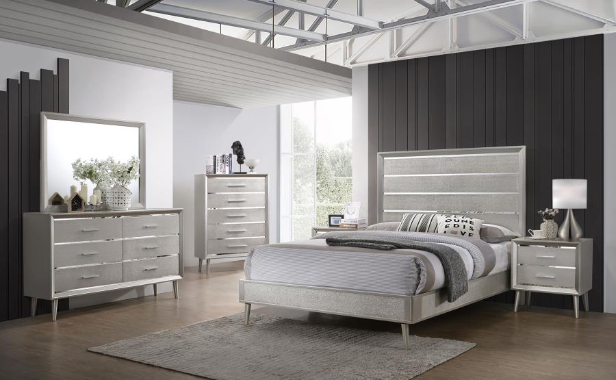 Ensemble de chambre à coucher Ramon Queen avec panneaux métalliques - Sterling 